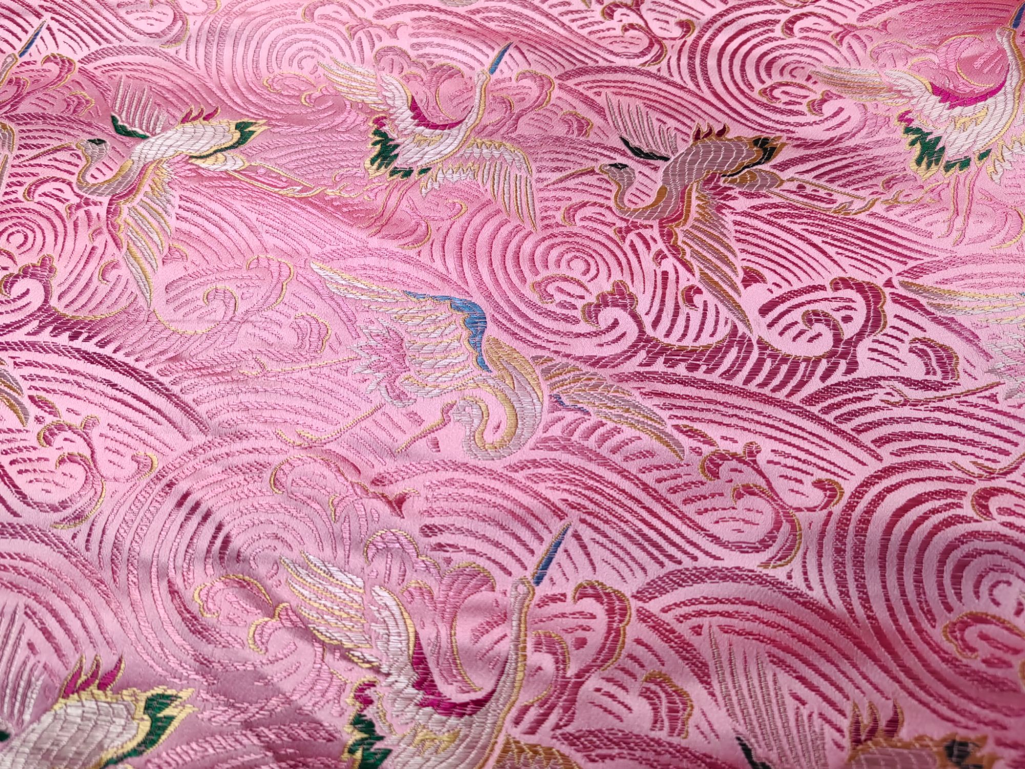 门幅95 粉色云鹤海水纹提花缎布料新中式服装DIY面料
