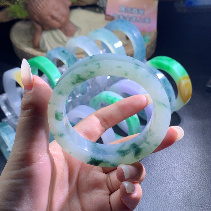 用***1定制翡翠未镶嵌翡翠