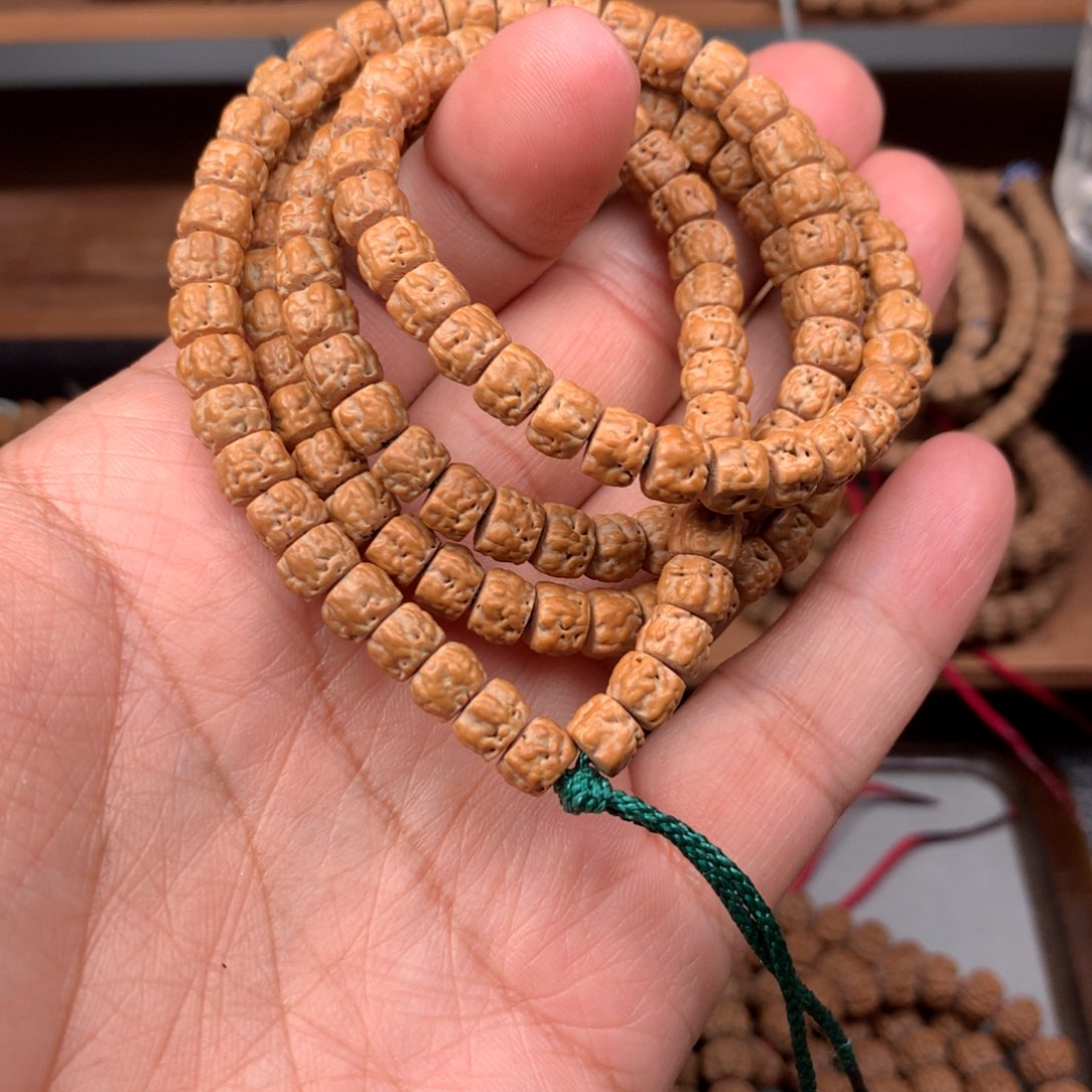金刚菩提吊坠佛手