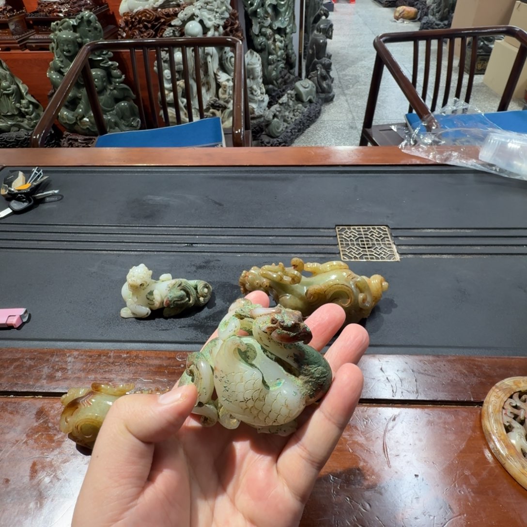 和田玉未镶嵌挂件