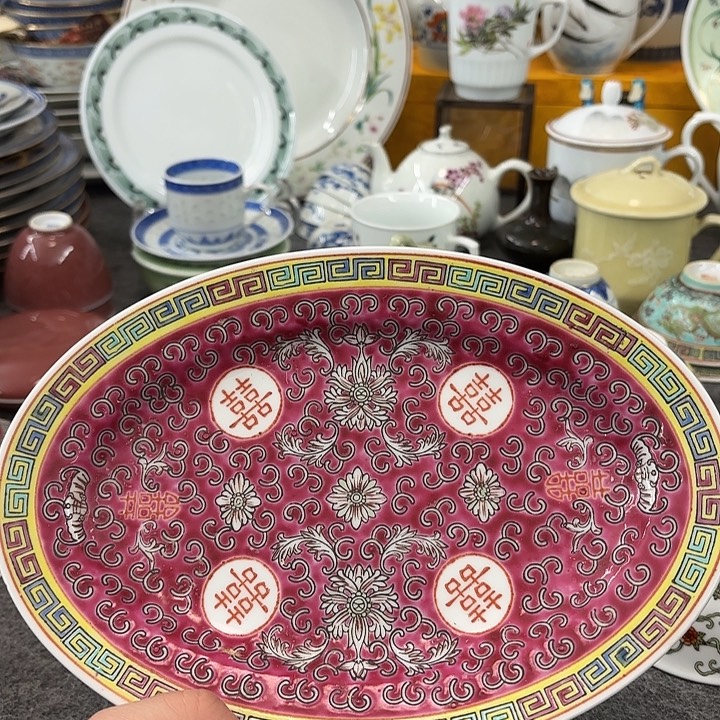 摆件陶瓷景德镇陶瓷四喜鱼盘直径23.5公分