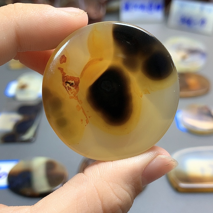 未镶嵌颈饰玛瑙/玉髓