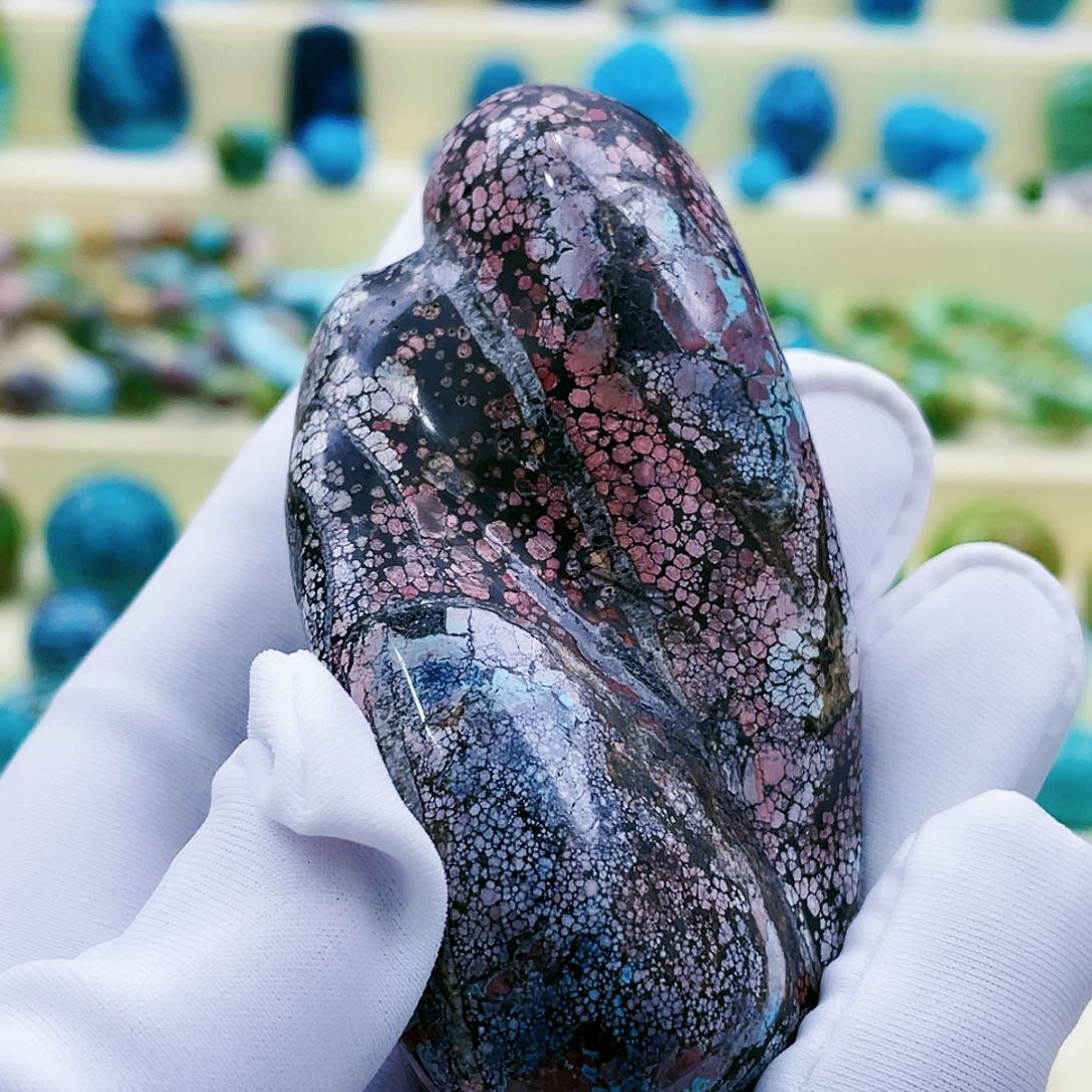 绿松石颈饰未镶嵌