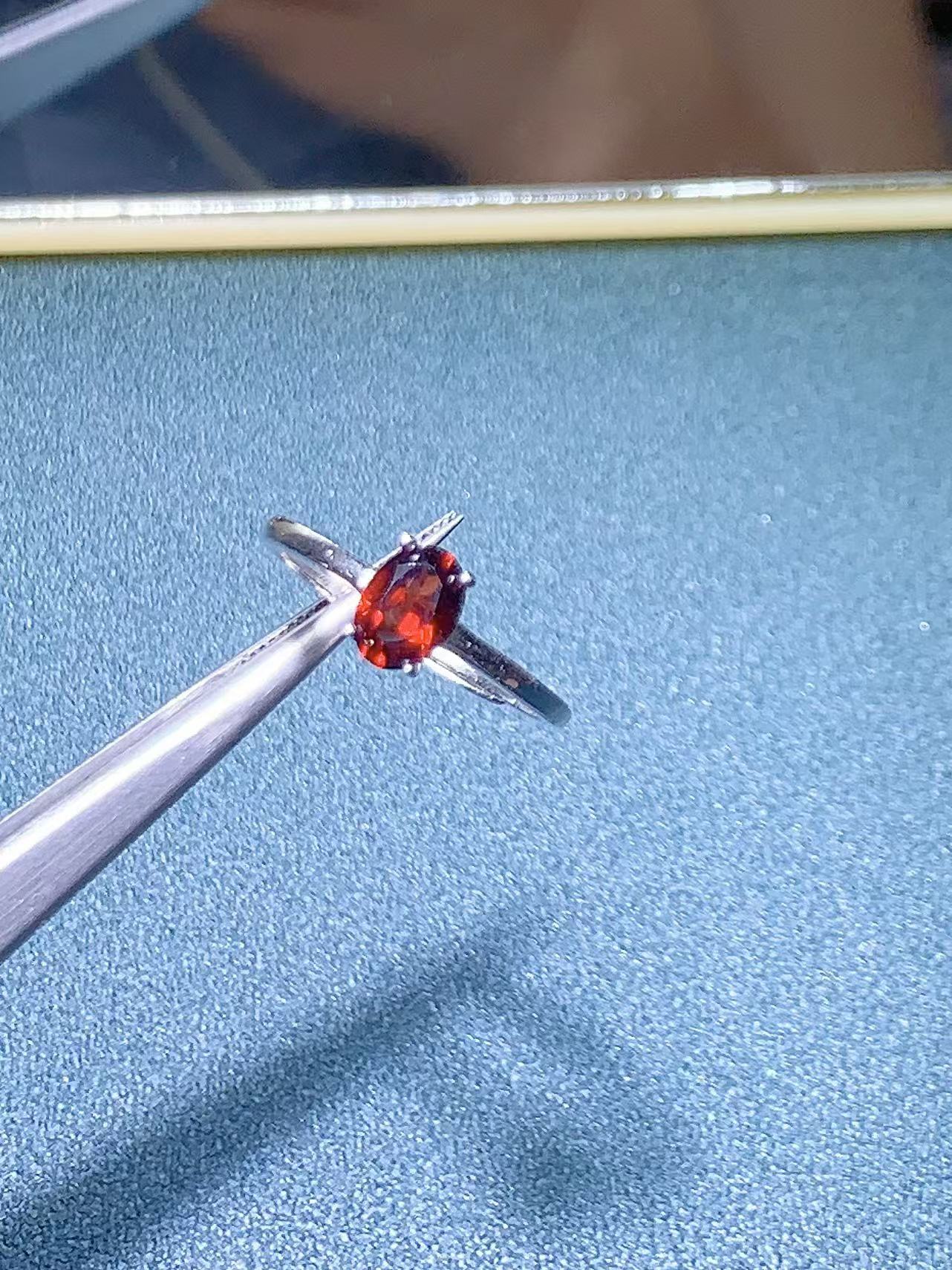 S925银拖石榴石戒指