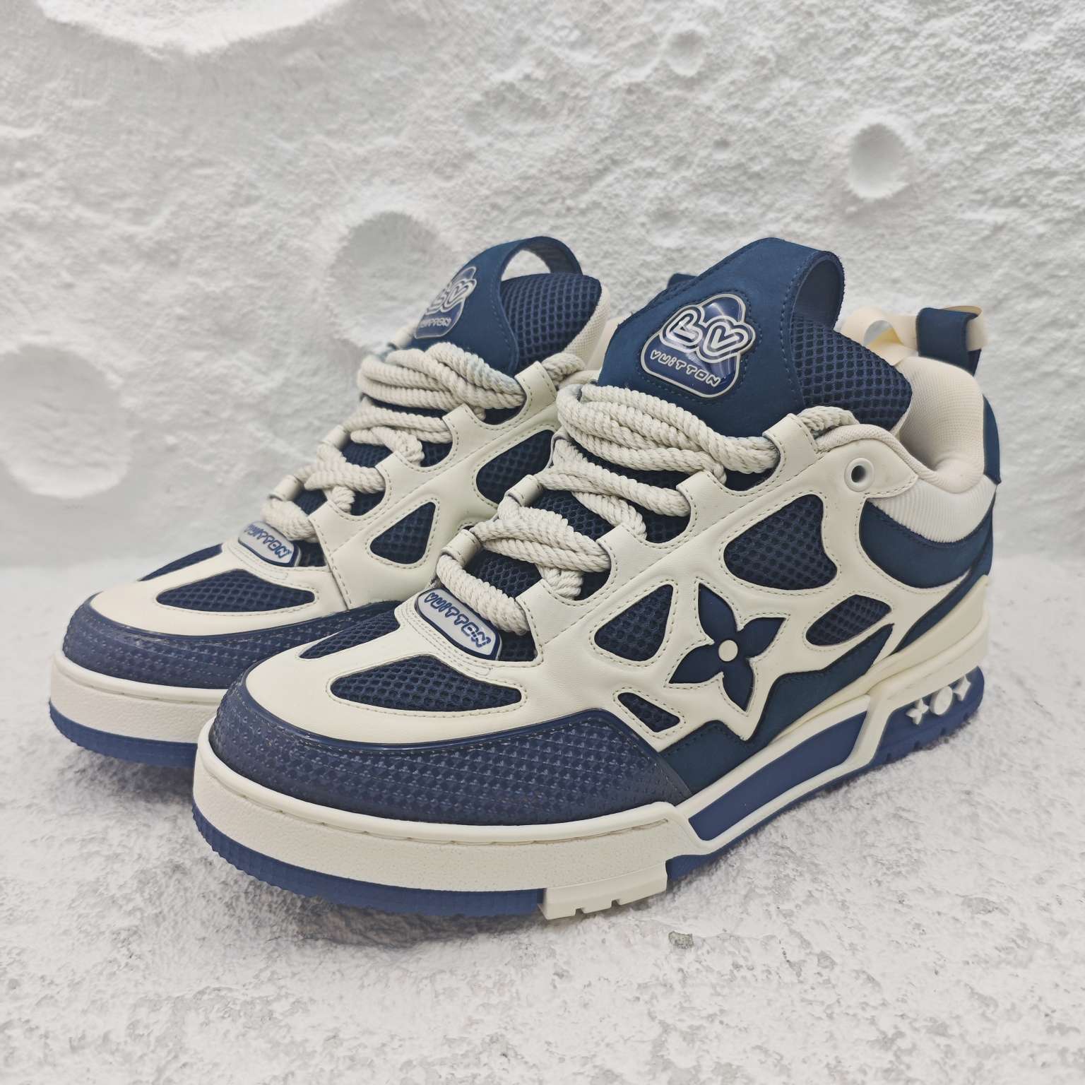 99新 LouisVuitton/路易威登 7码/41码/黑灰魔术贴trainer鞋