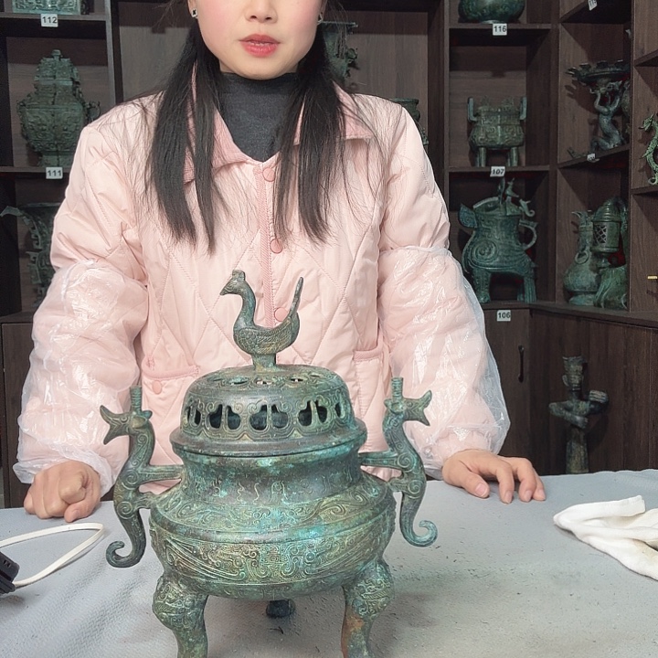 黄铜司母戊等三代均已相继出版过小说类