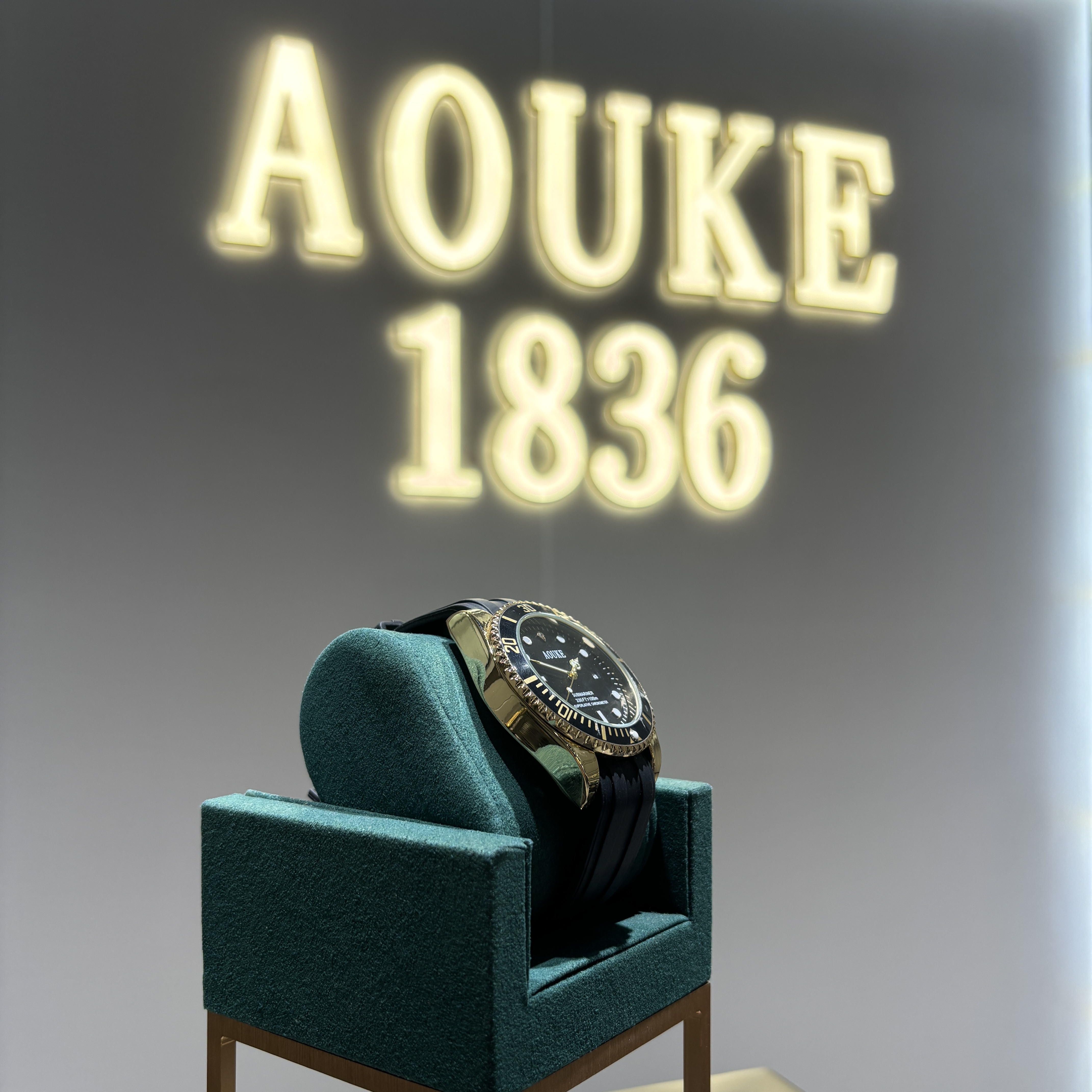 限量发行潜海者男士夜光防水全自动腕表赠戒指aouke059