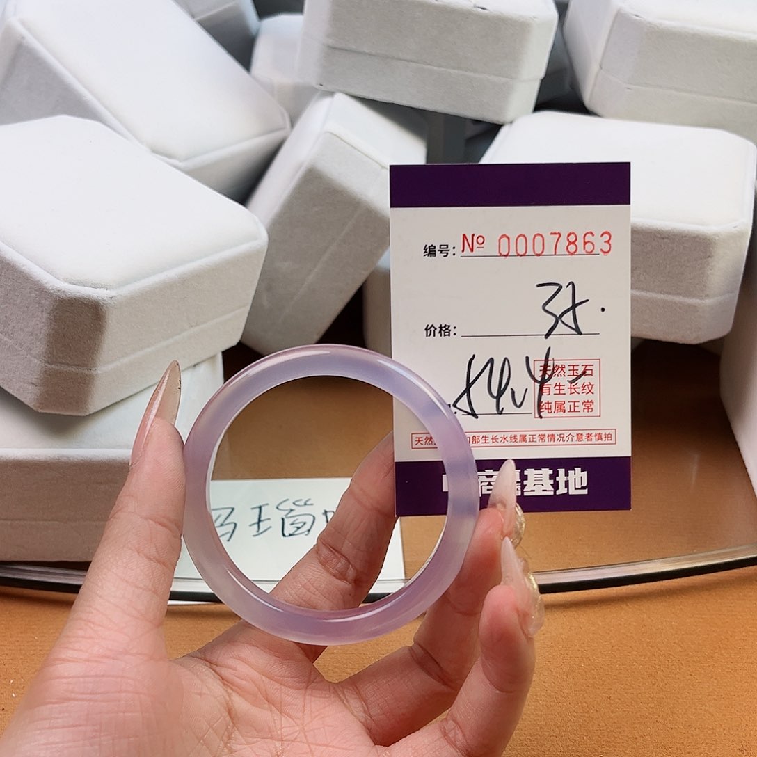 玛瑙/玉髓手镯未镶嵌7863