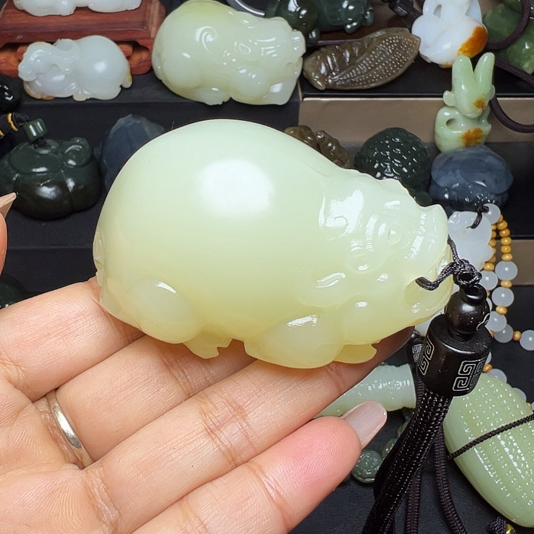 玻***陈软玉未镶嵌把件新疆天然精品料子
