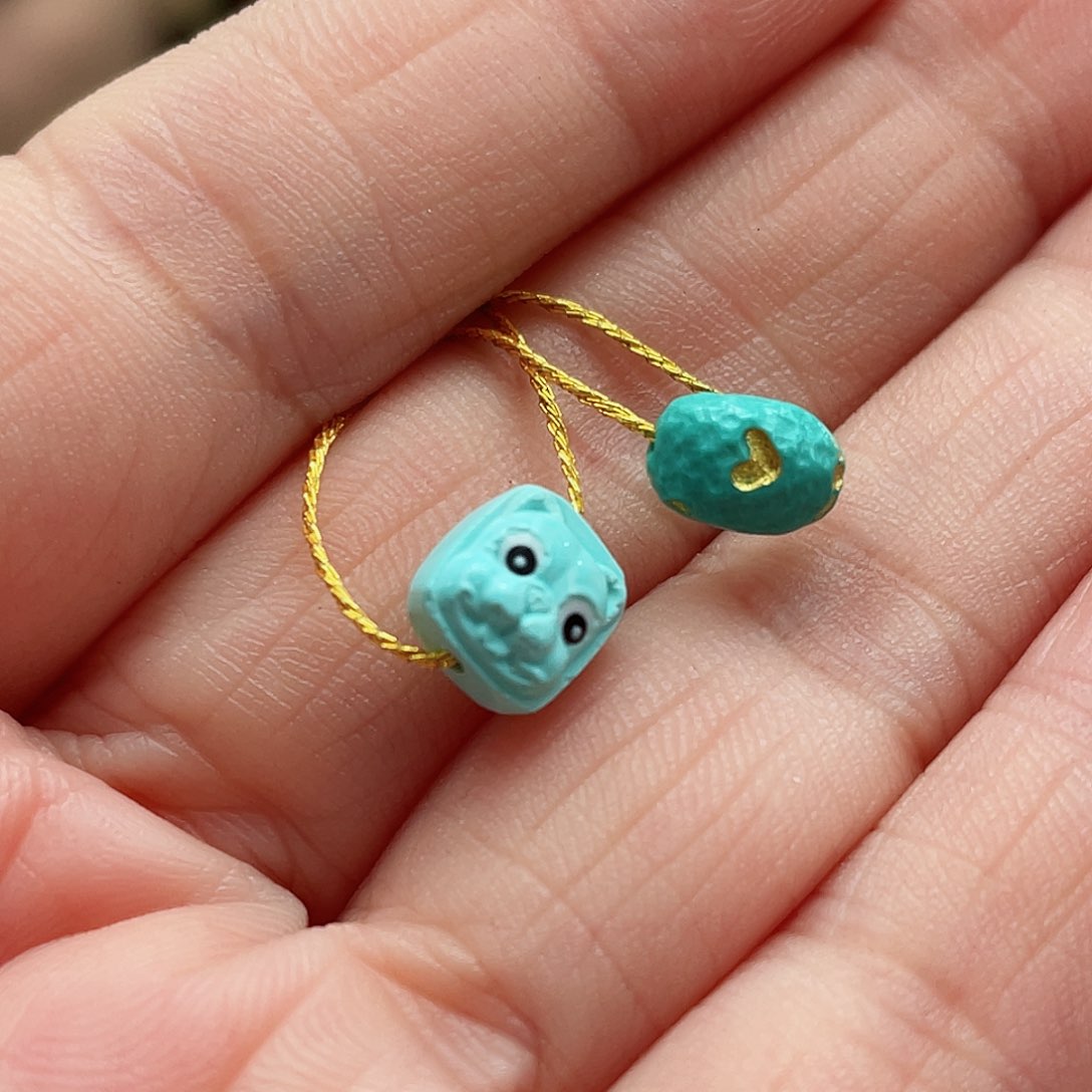 绿松石颈饰未镶嵌