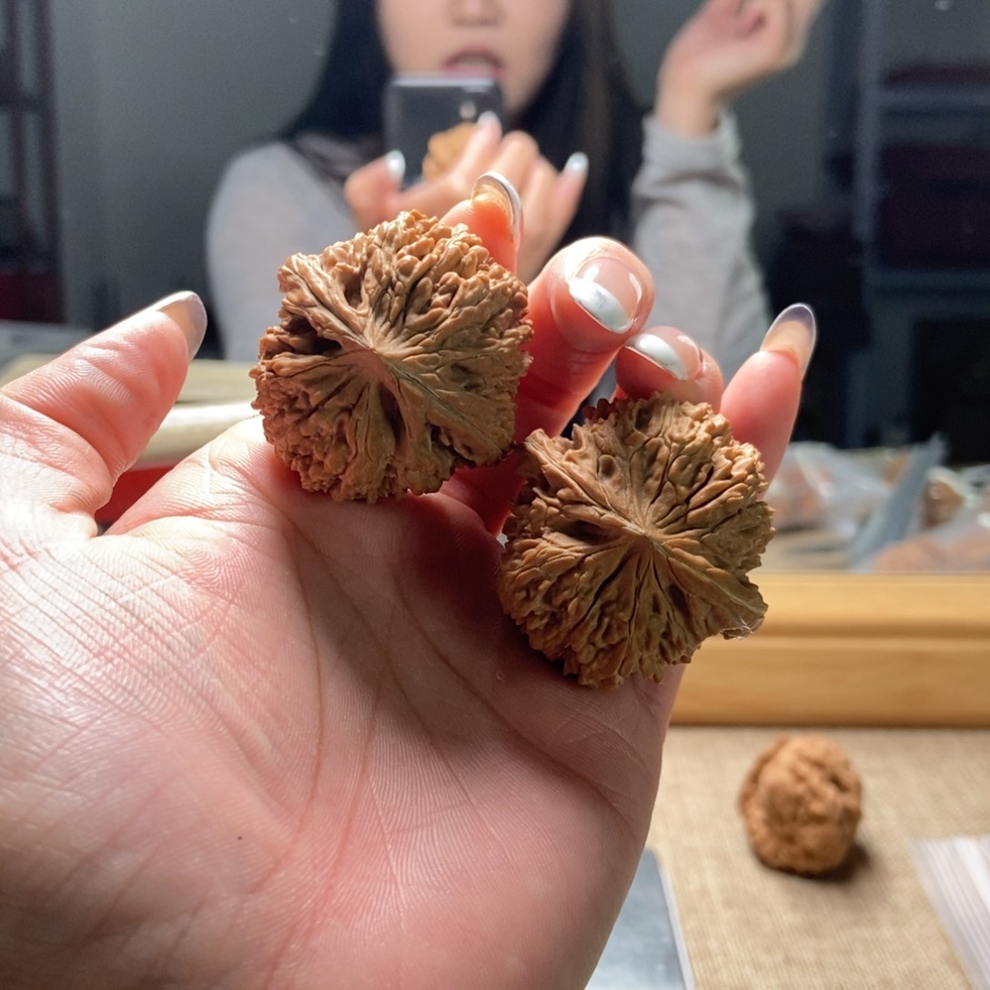 文玩核桃吊坠137狮子头2