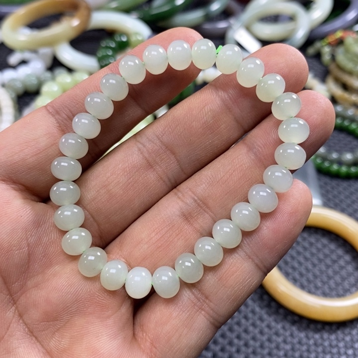 和田玉未镶嵌手链