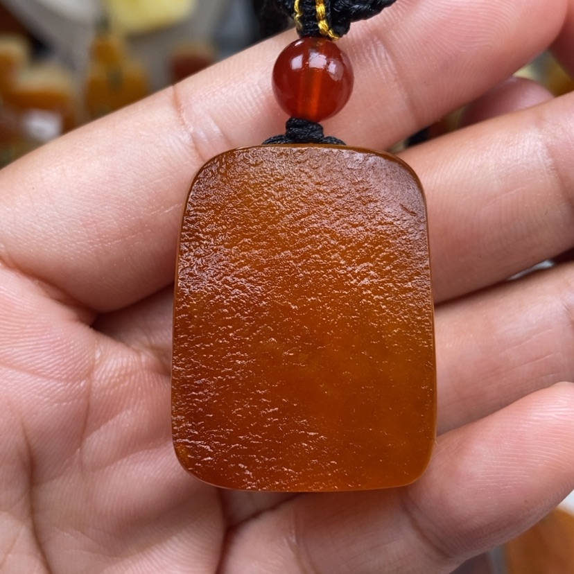 【闪购商品】琥珀颈饰未镶嵌