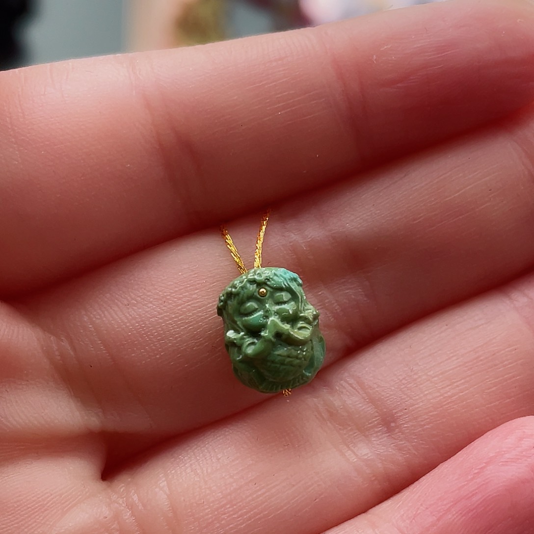 绿松石颈饰未镶嵌