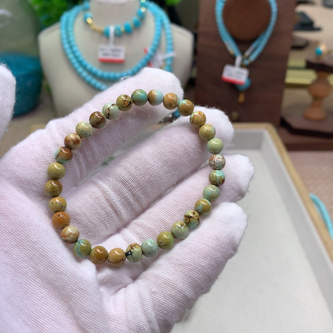 绿松石配饰未镶嵌