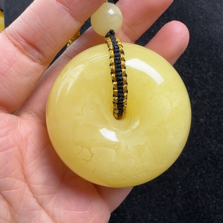 未镶嵌蜜蜡珠宝奇石