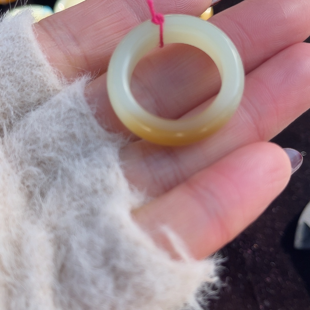 和田玉（糖玉）未镶嵌戒指