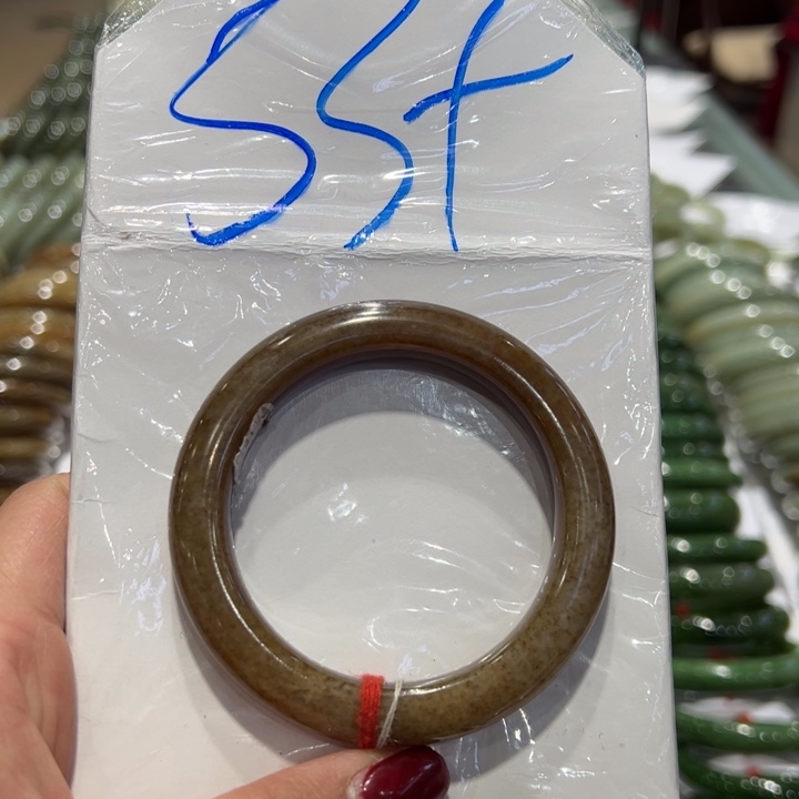 和田玉（糖玉）手镯未镶嵌