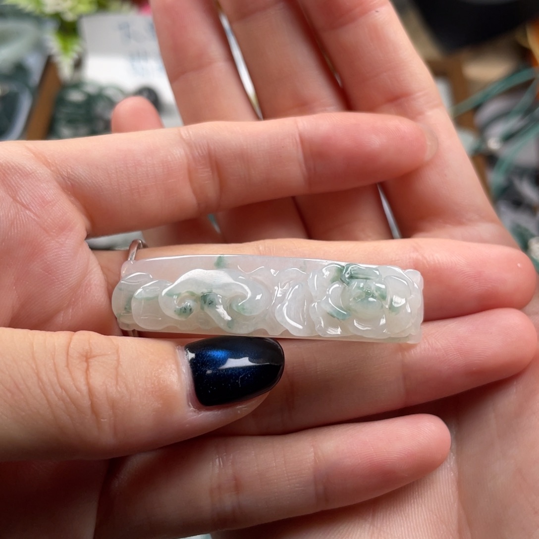 我***兽翡翠未镶嵌吊坠(不含链)