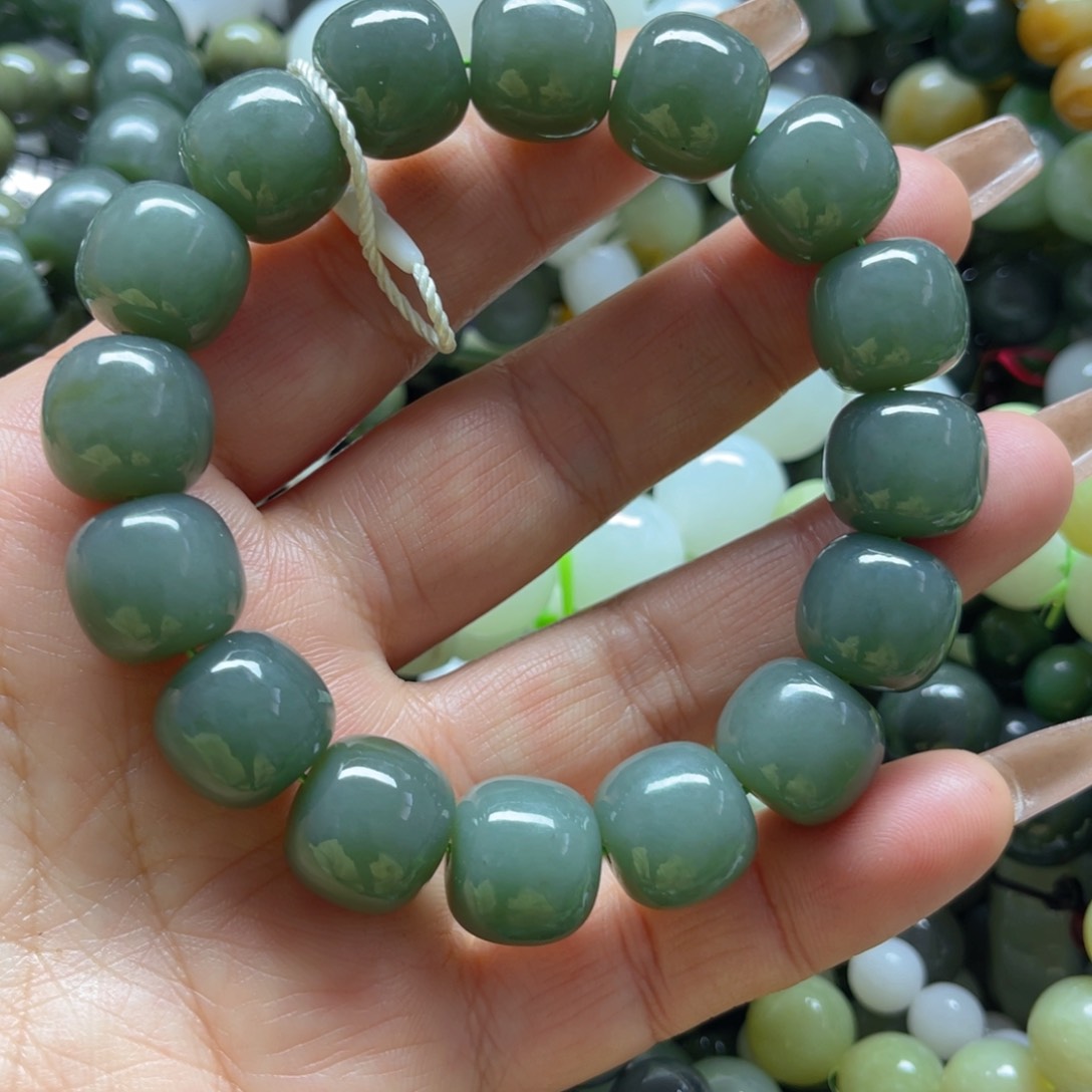 和田玉手链未镶嵌