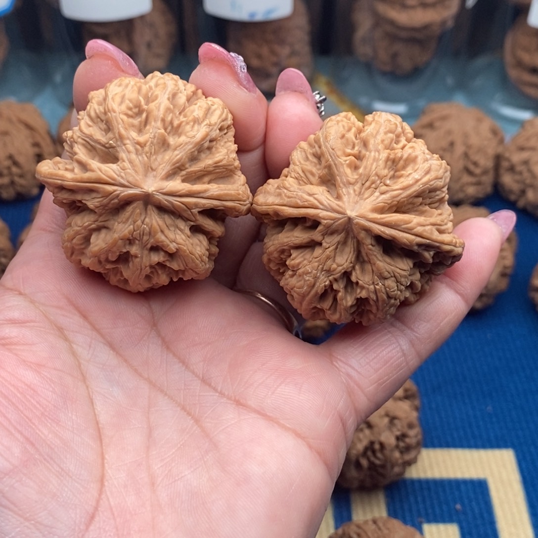 自***了把件文玩核桃粗筋43