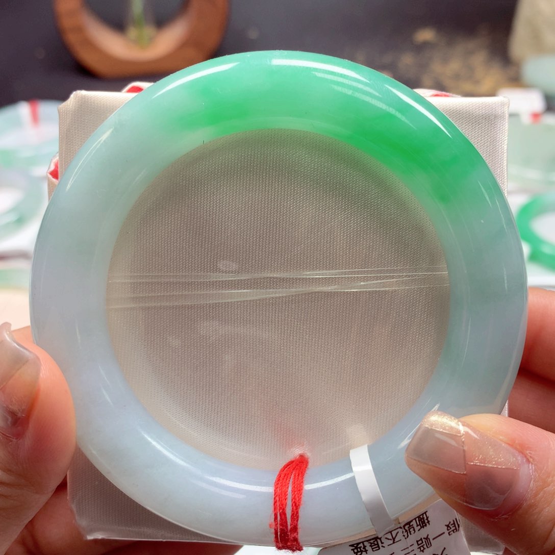 翡翠手镯未镶嵌55圆51号88