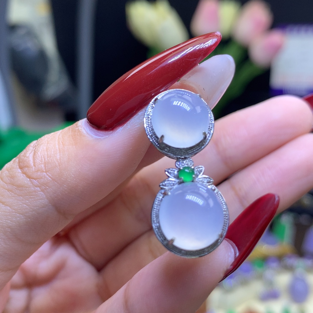 翡翠颈饰18K金镶嵌天然