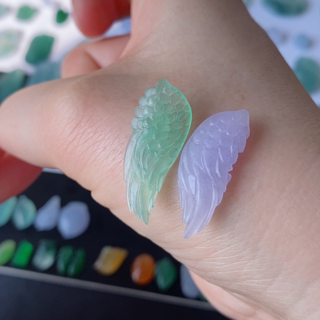 定制翡翠未镶嵌翅膀