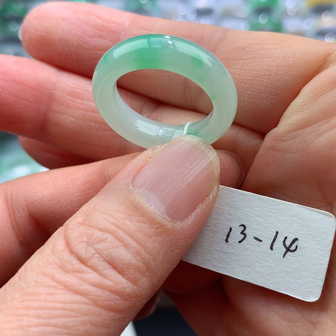 翡翠戒指未镶嵌13-14号