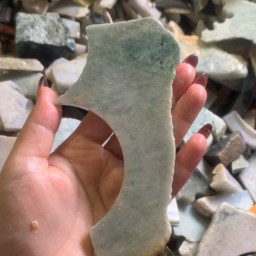 翡翠颈饰未镶嵌缅甸翡翠