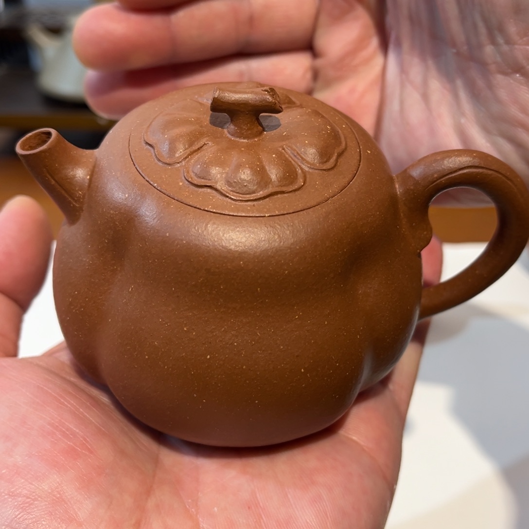 飞***水紫砂茶壶宜兴紫砂半手