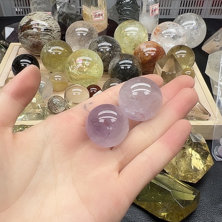 水晶未镶嵌珠宝半成品150