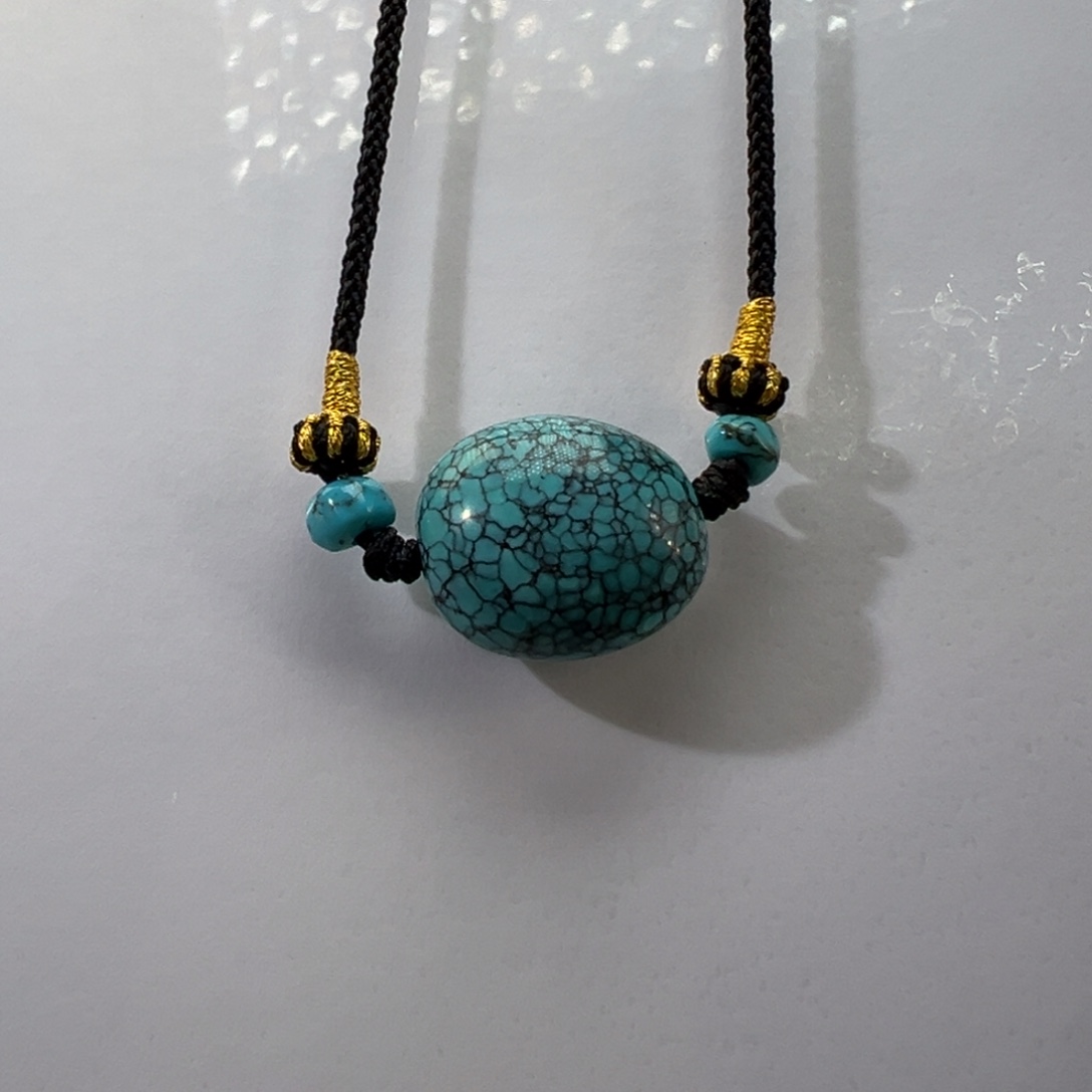 绿松石未镶嵌挂件