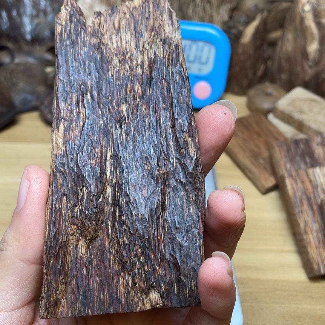 泛***泛沉香达拉干原料18.2克