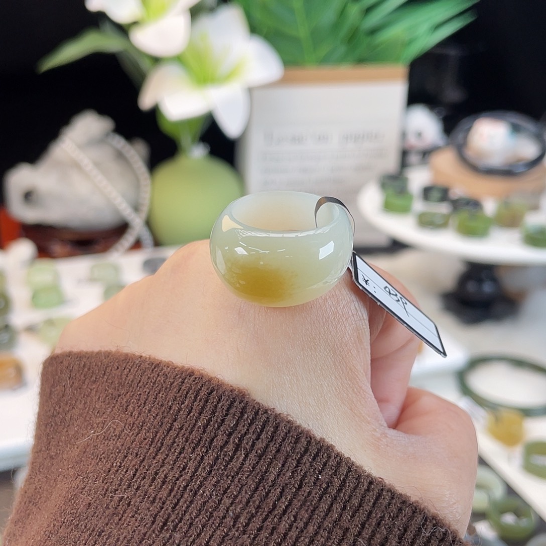 和田玉未镶嵌戒指E12一口糖大馒头18.1带24h