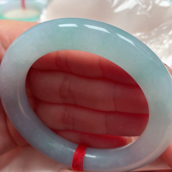 翡翠手镯（圆镯）未镶嵌冰蓝晴30