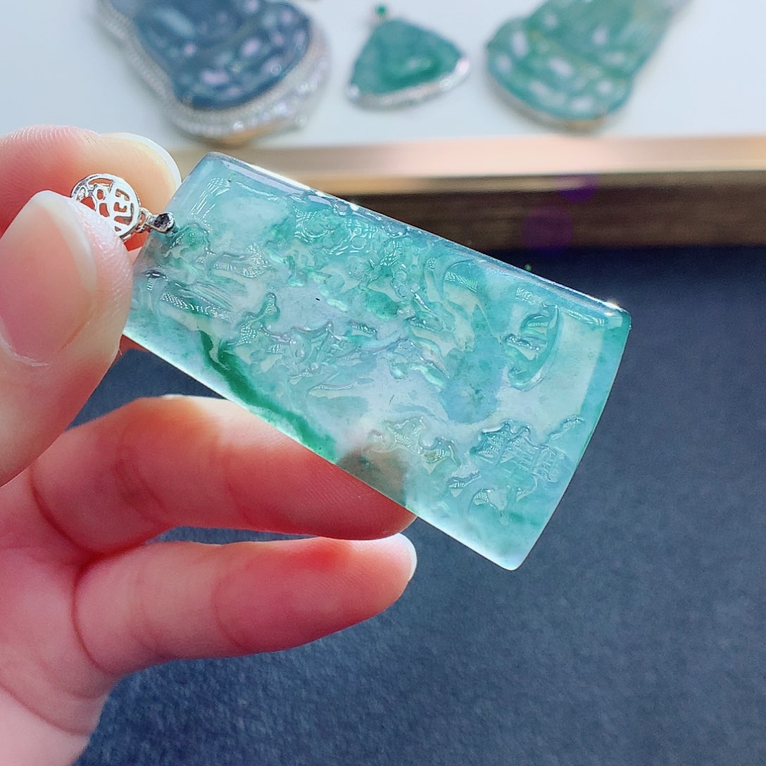 翡翠颈饰未镶嵌翡翠