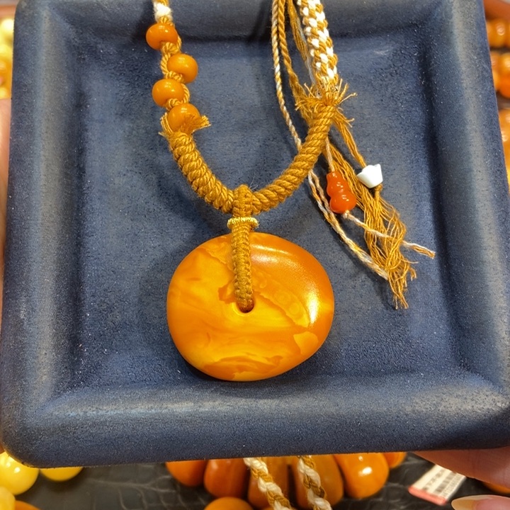 蜜蜡颈饰未镶嵌蜜蜡