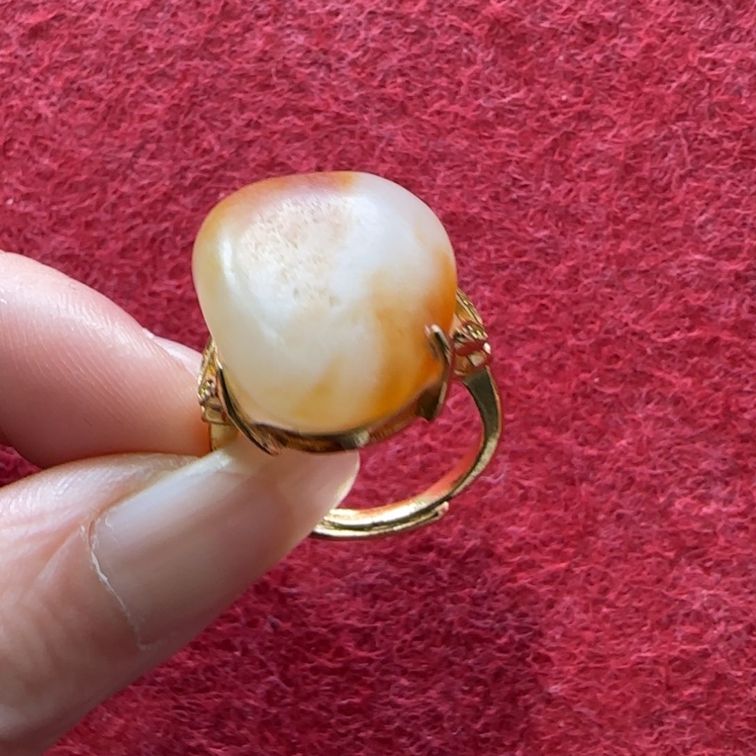 和田玉挂件未镶嵌果*