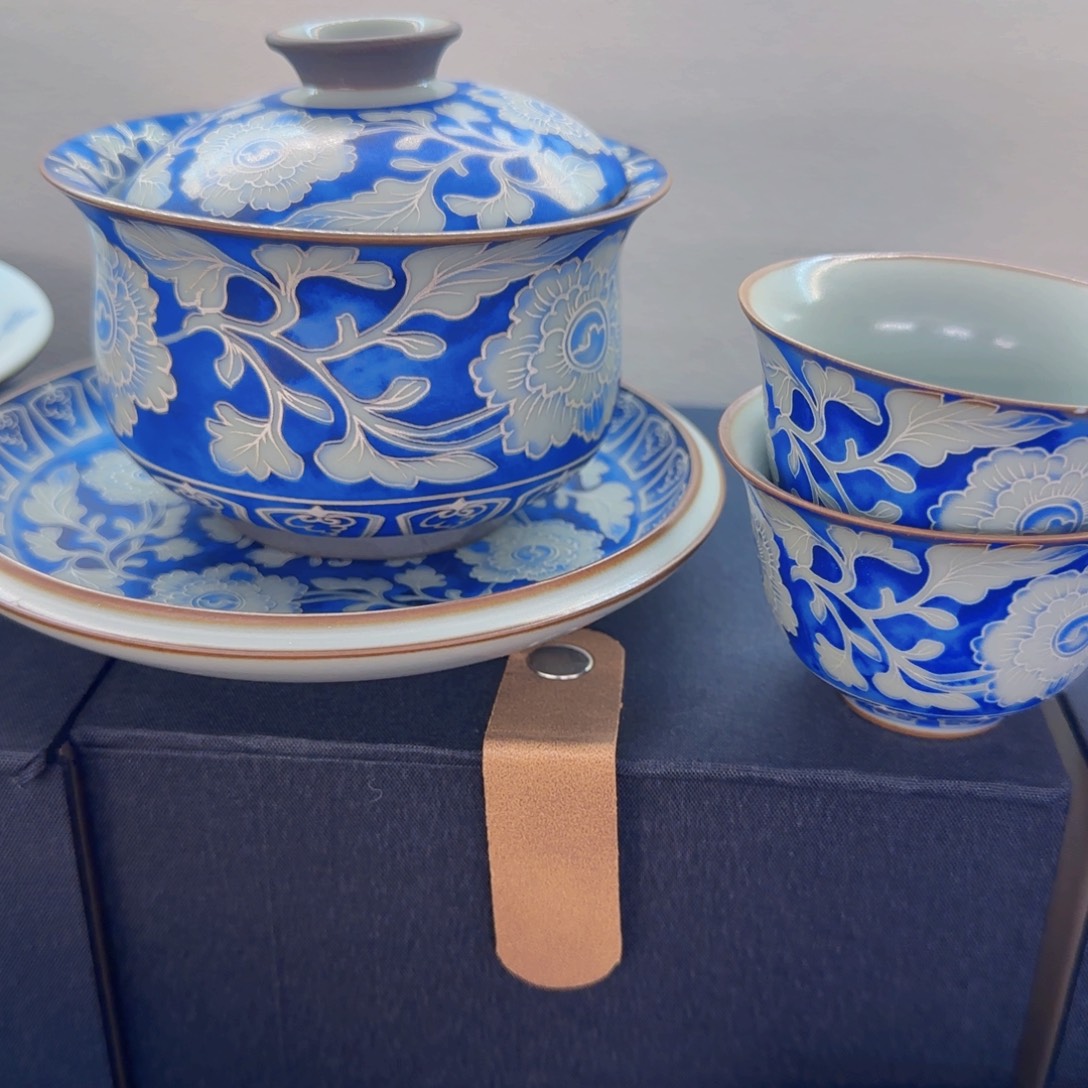 这些盖碗真好看！！！