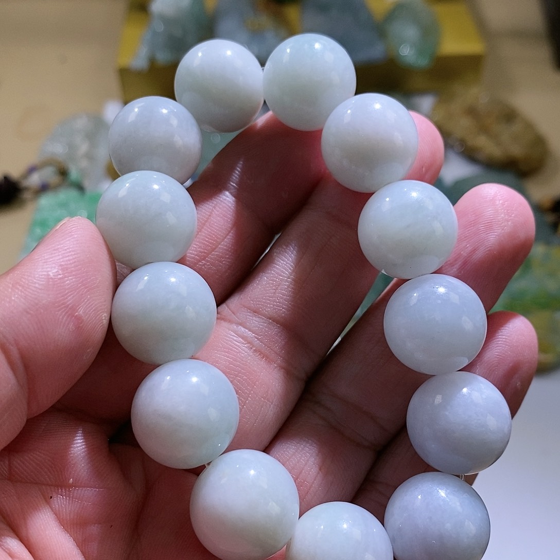 【闪购商品】翡翠颈饰未镶嵌1111111111111111