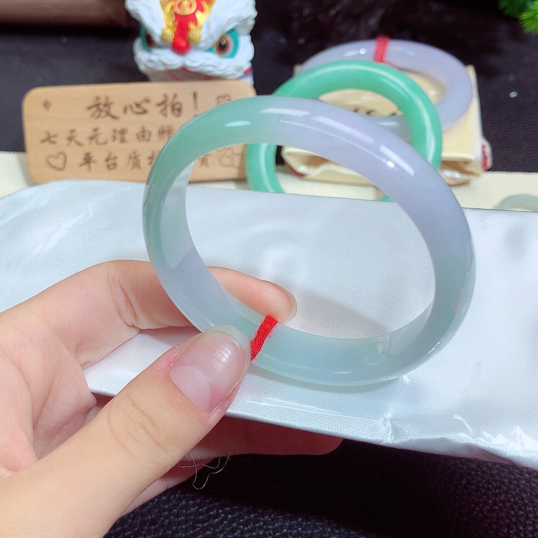 翡翠未镶嵌手镯1275