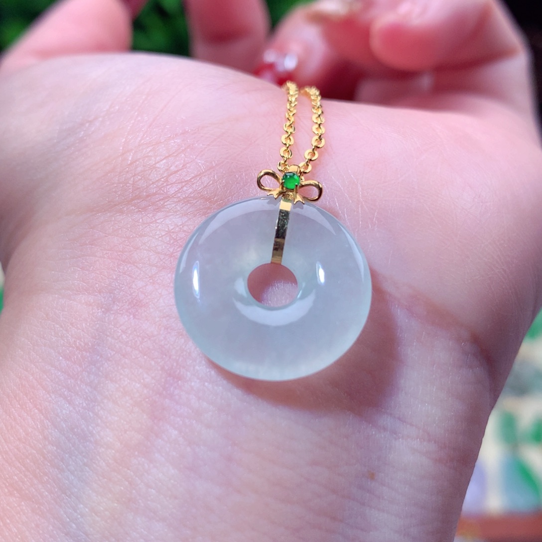 翡翠吊坠(不含链)18K金镶嵌