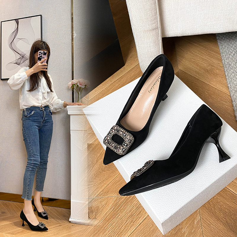 新款黑色百搭尖头韩版单跟高跟鞋浅口高跟鞋春秋法式职业鞋气质