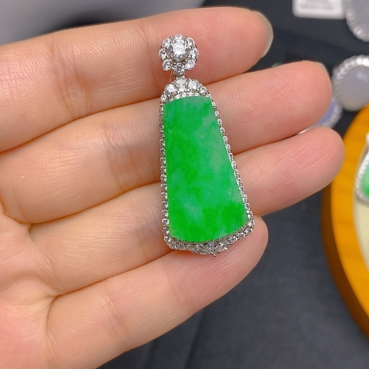 翡翠银S925镶嵌颈饰