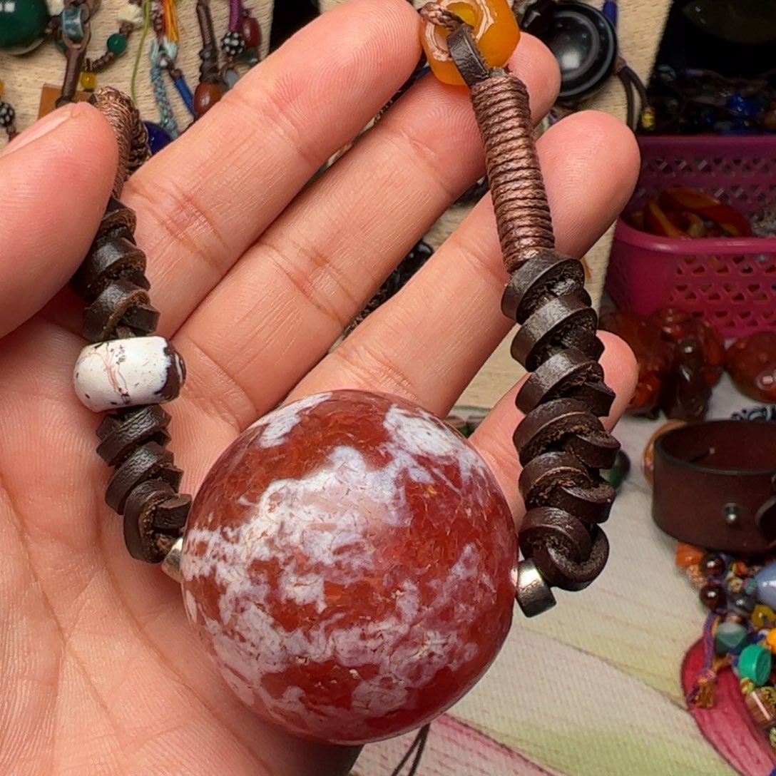 玛瑙/玉髓颈饰未镶嵌