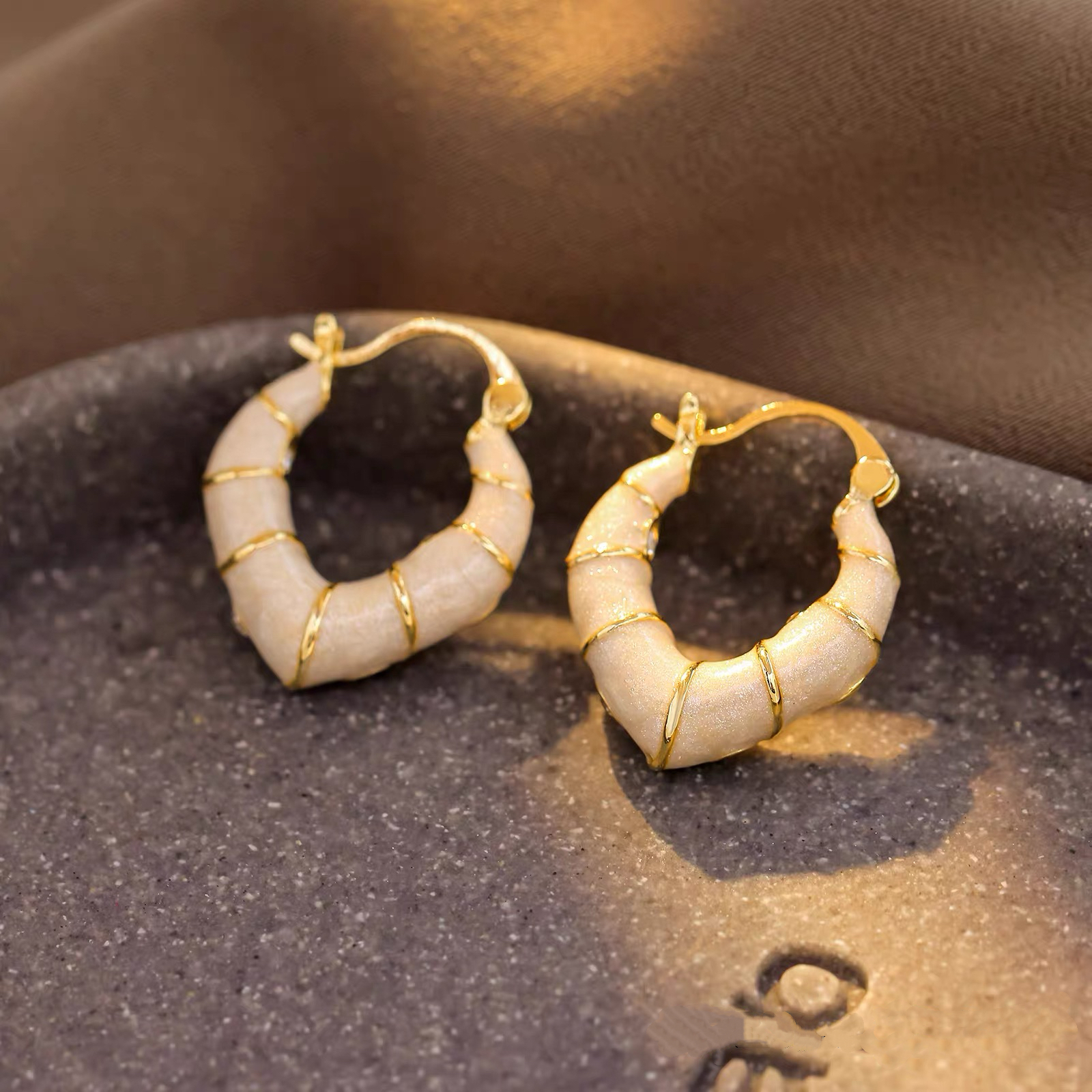 铜合金耳饰 百搭款几何缠绕唯美个性款耳饰耳扣9160