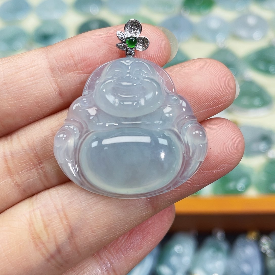 翡翠颈饰18K金镶嵌吊坠