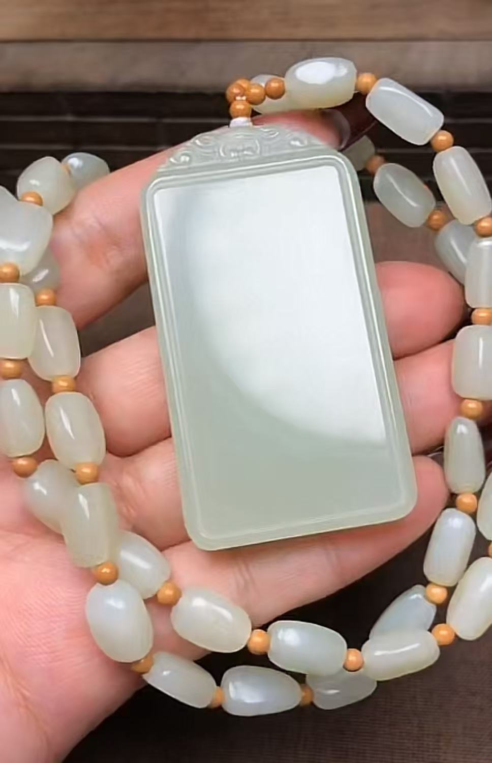 和田玉山料 挂件 菲菲