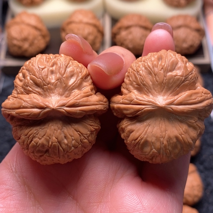 文玩核桃把件精品元宝39